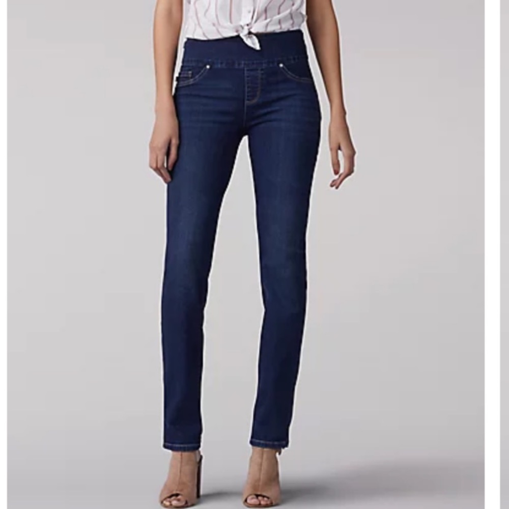 LEE Blue Slim Fit Mid Rise Sculpting Pullon Pants NWOT